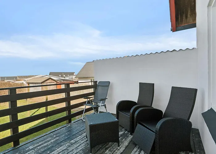 Villa Lovely Close To The Water *