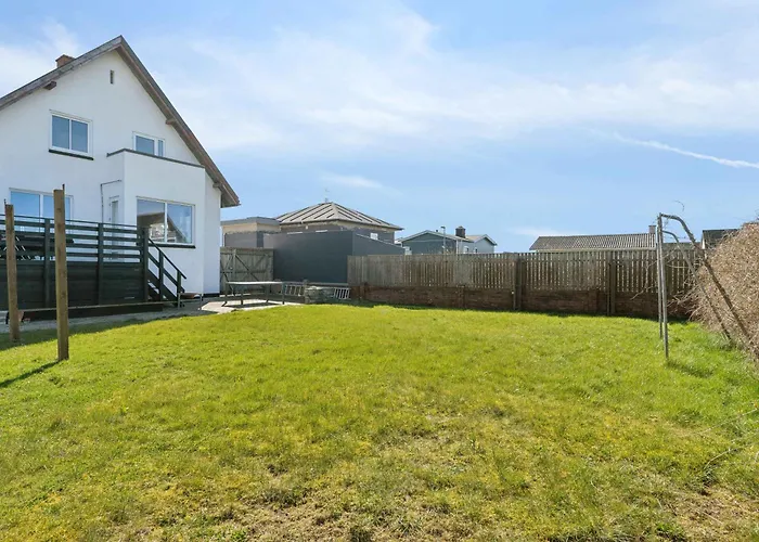 Lovely Close To The Water Вилла *